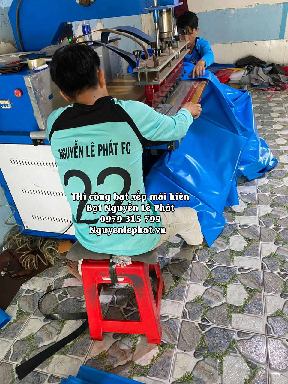 mai-hien-mai-xep-di-an5 May Ép Bạt Mái Hiên Mái Xếp, May Bạt Kéo Di Động Tại Bình Phước