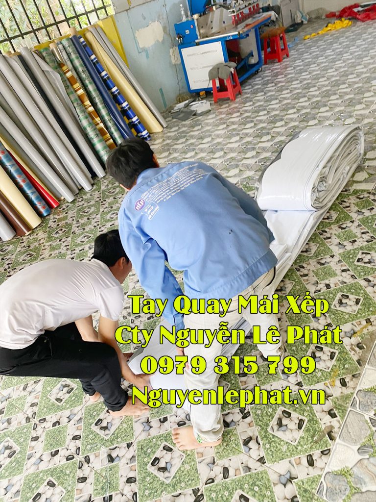 May Ép Bạt Mái Hiên Mái Xếp Bạt Kéo Di Động Tại Quận 12